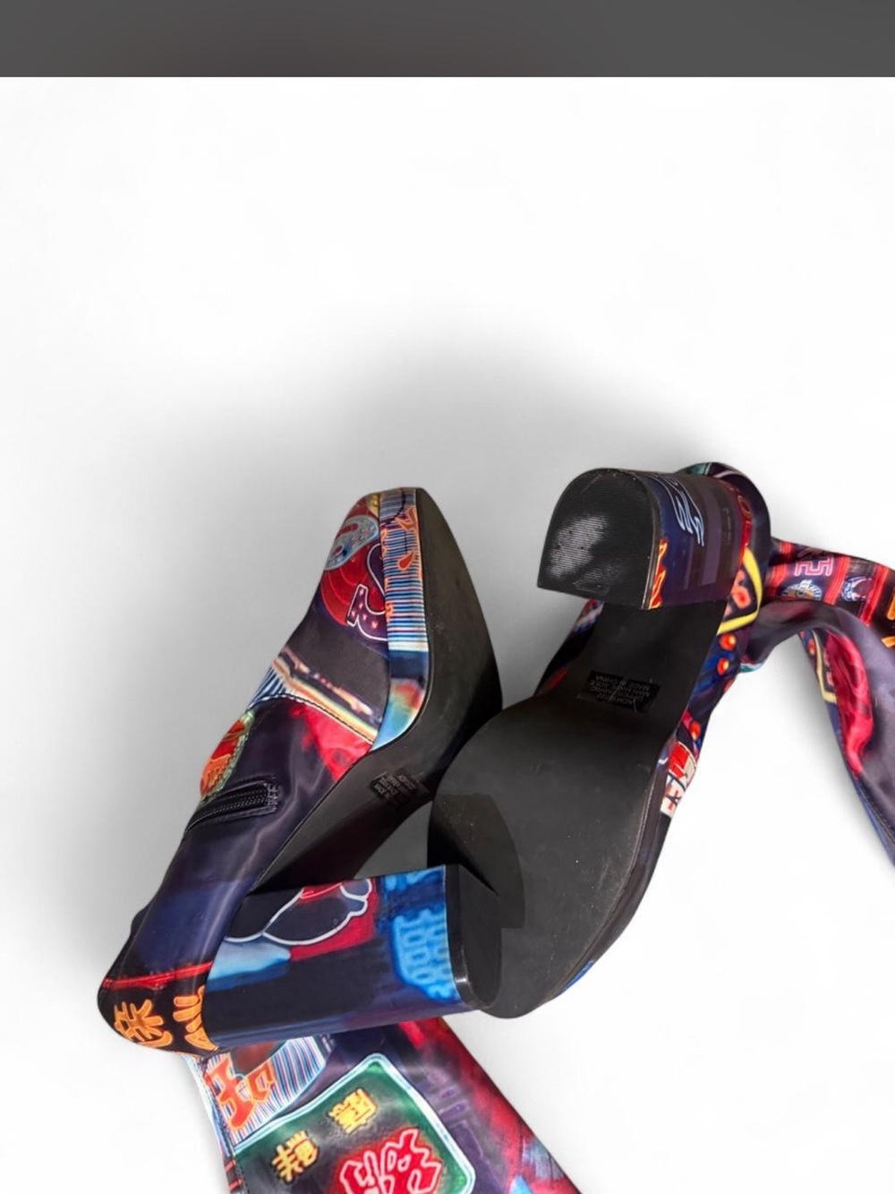 Knee-High Neon Sign Print Platform Boots - Multicolor - Picture 3 of 3